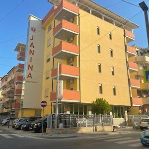 Janina Apartments